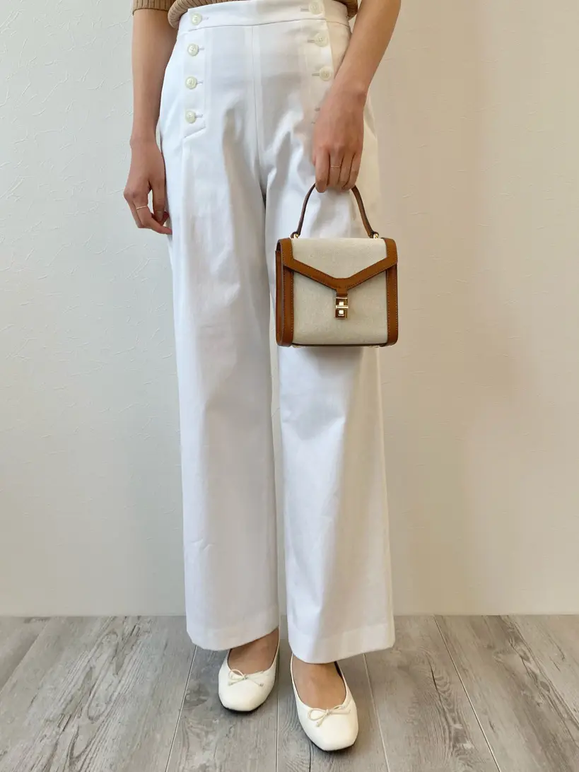 23区 秋葉 コーディネート画像