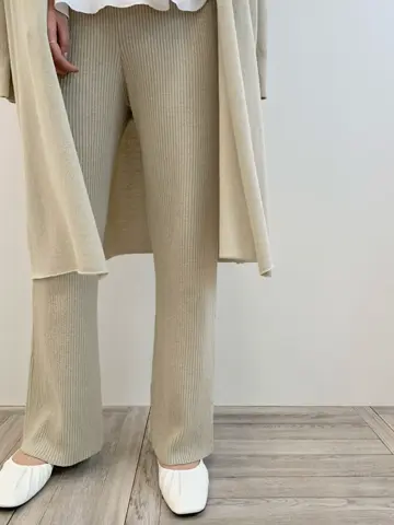 23区 秋葉 コーディネート画像