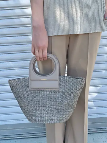 23区 秋葉 コーディネート画像