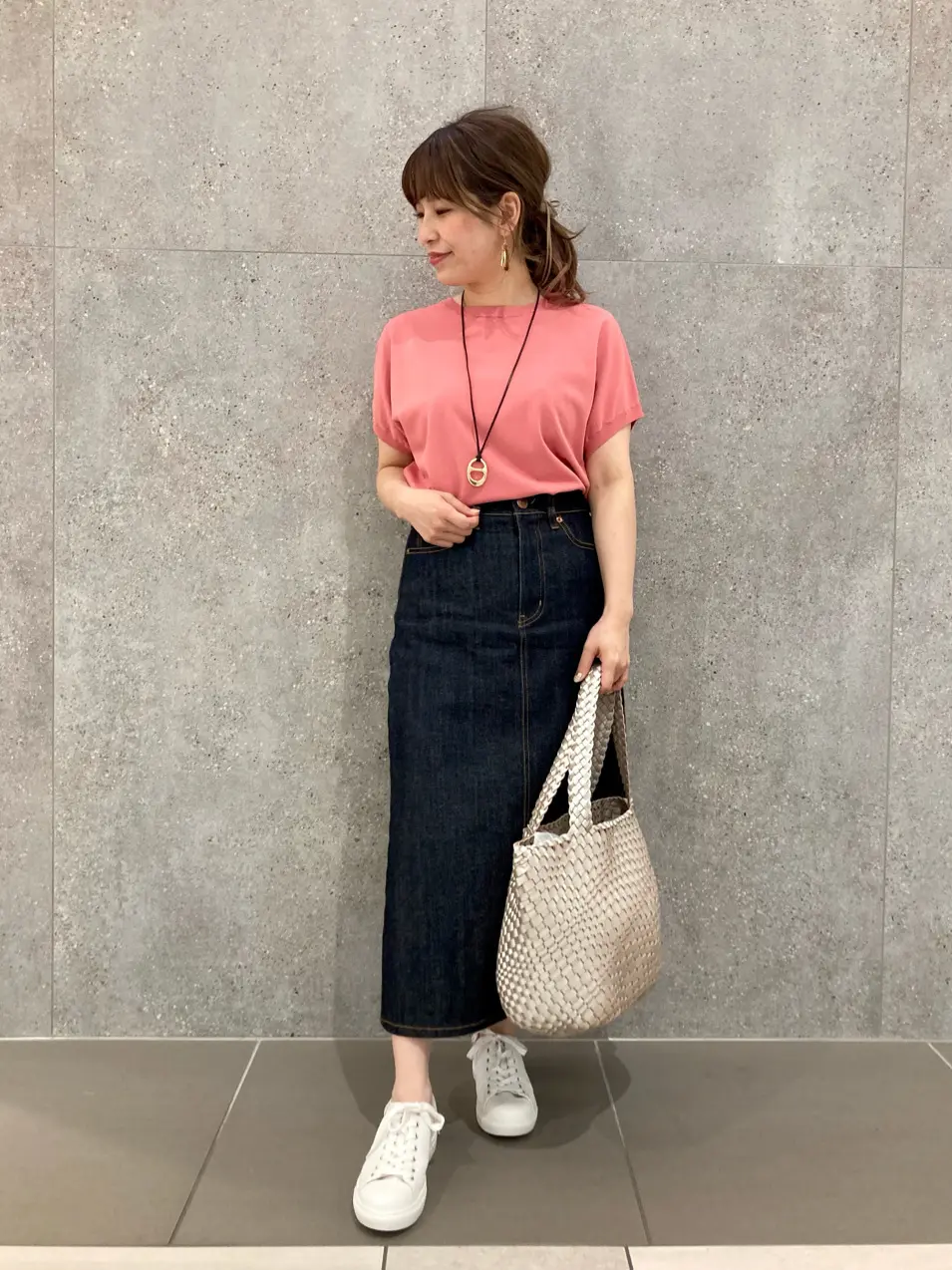  スタッフ コーディネート画像