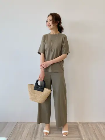 23区 秋葉 コーディネート画像