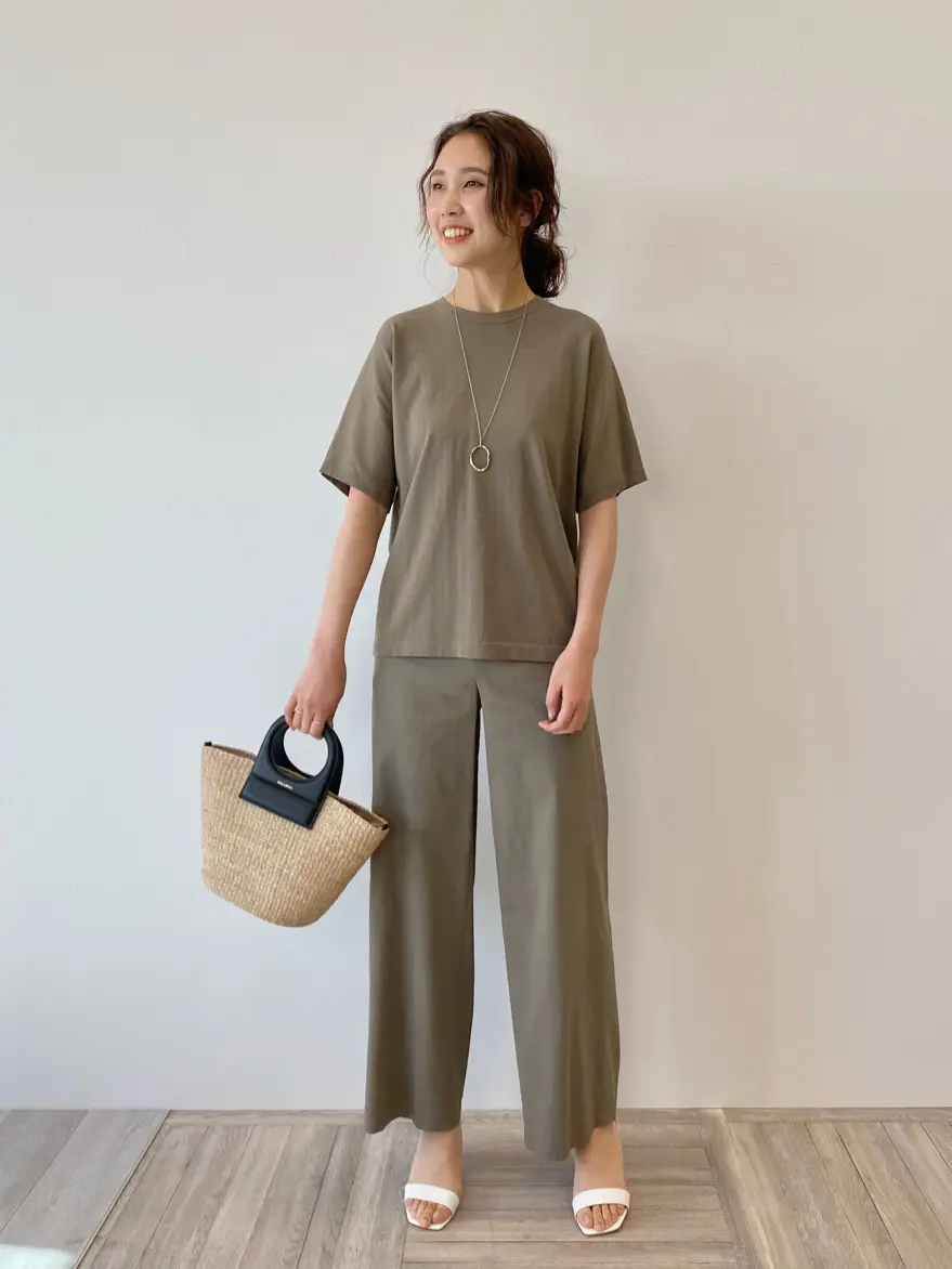 23区 秋葉 コーディネート画像