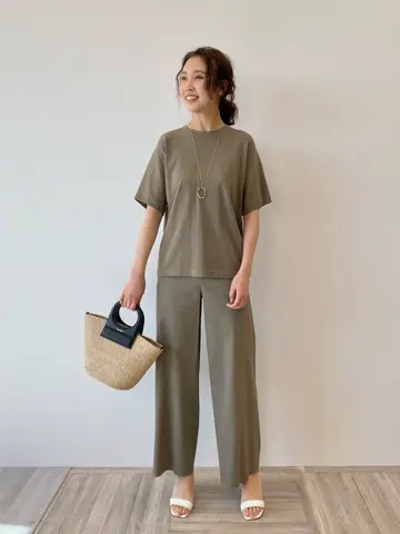 23区 秋葉 コーディネート画像