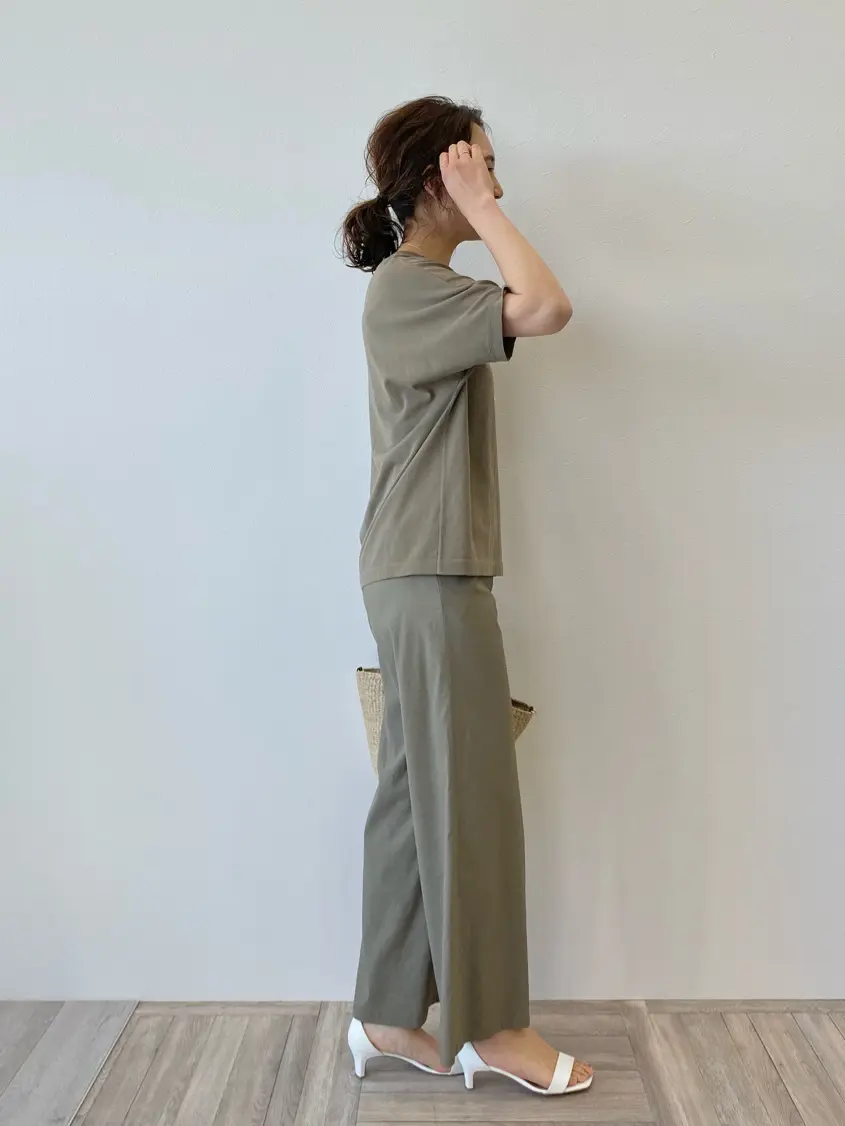 23区 秋葉 コーディネート画像