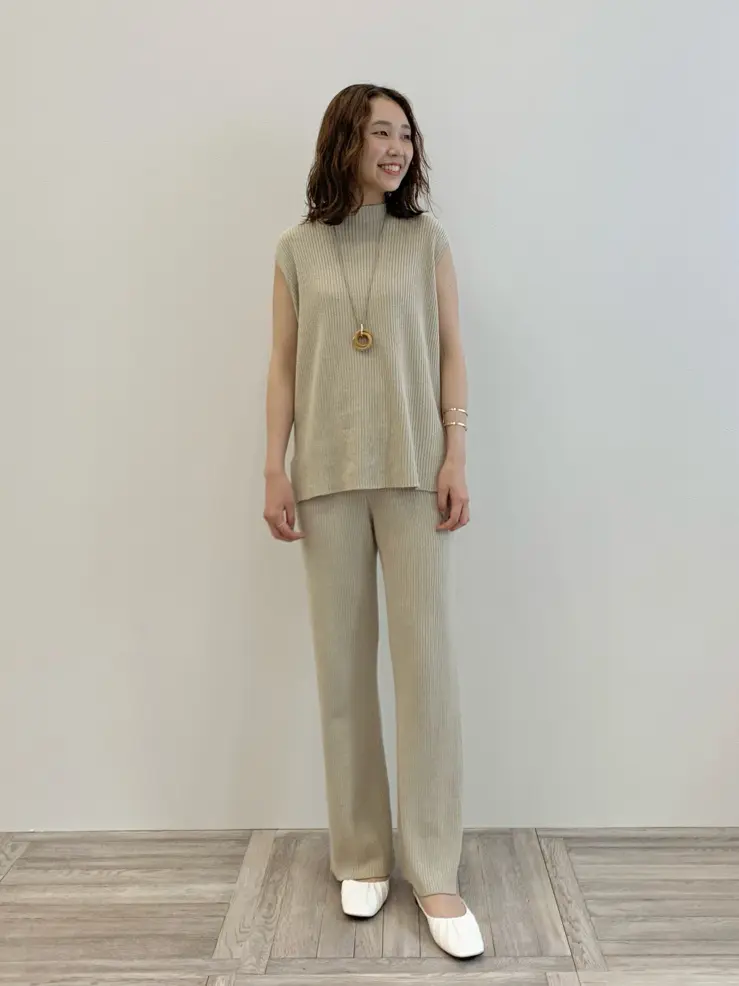  秋葉 コーディネート画像