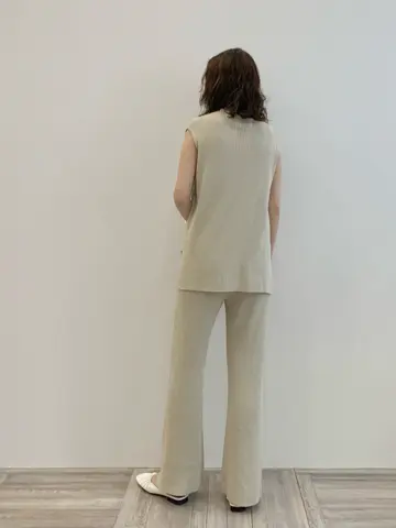 23区 秋葉 コーディネート画像