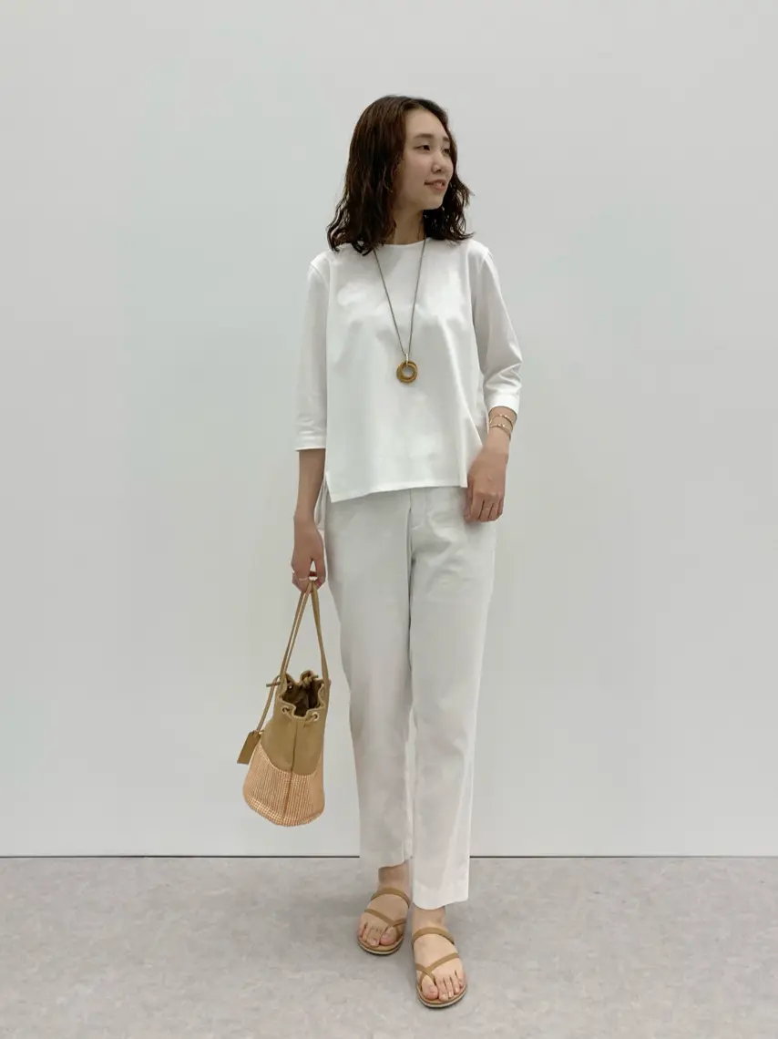  秋葉 コーディネート画像