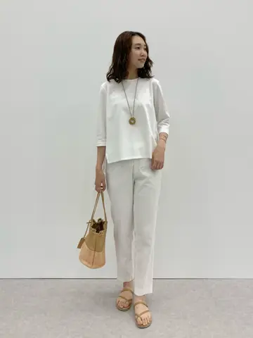 23区 秋葉 コーディネート画像