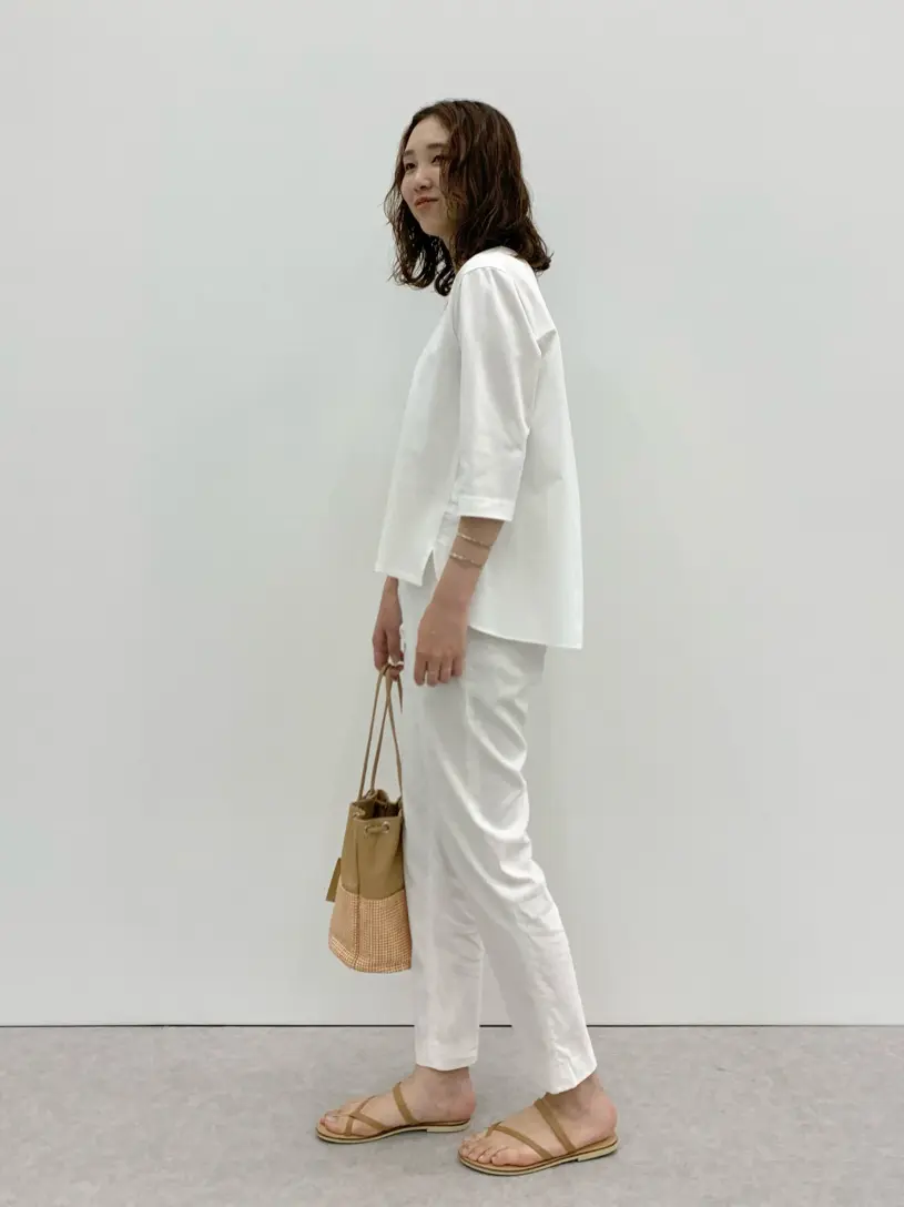 23区 秋葉 コーディネート画像