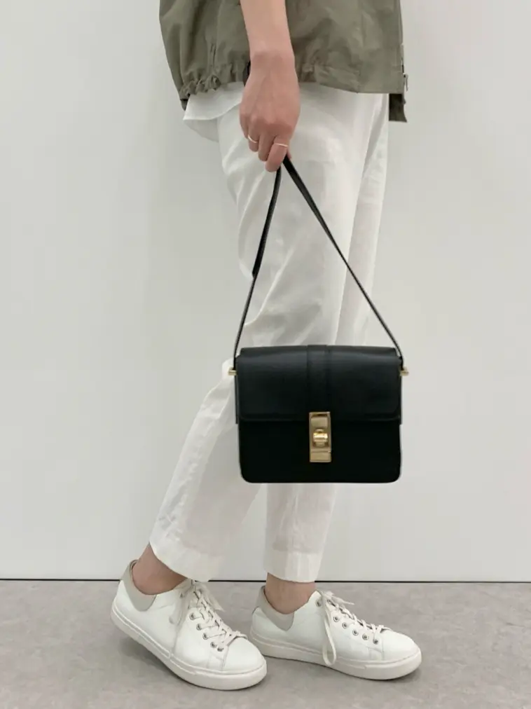 23区 秋葉 コーディネート画像