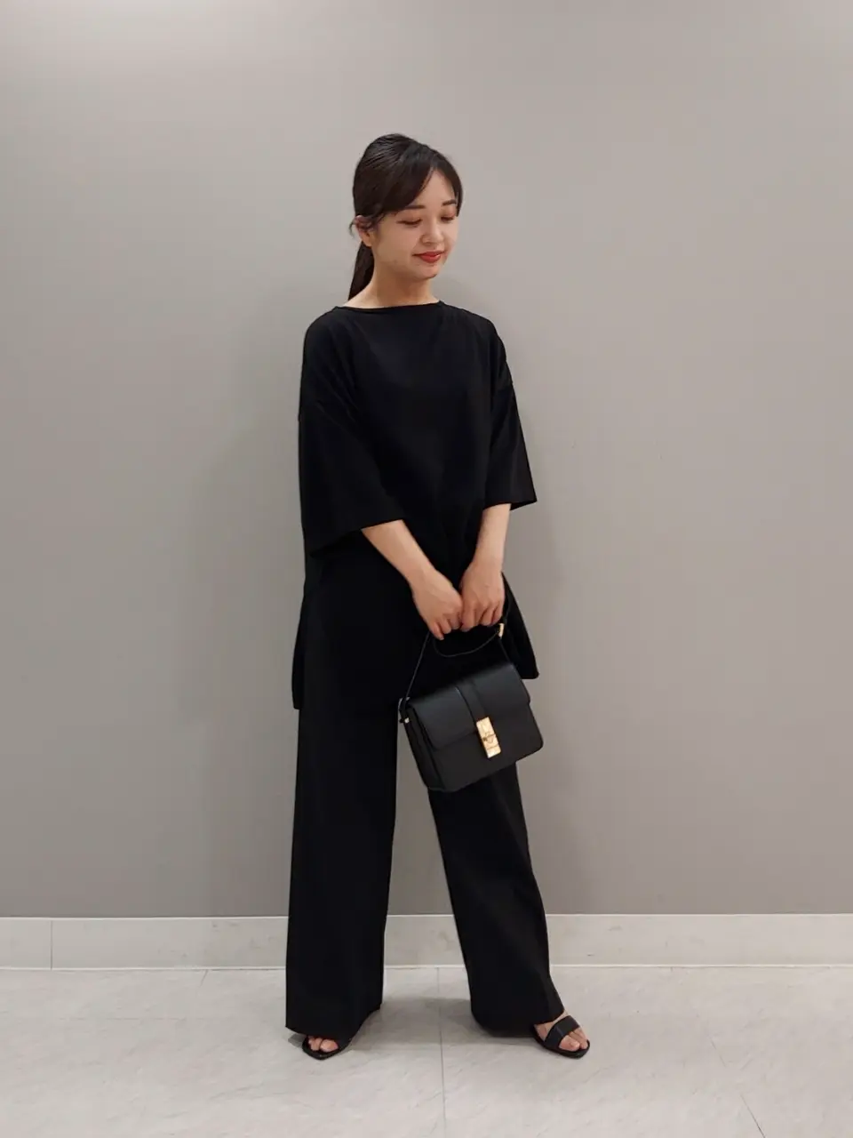 23区 阿多 コーディネート画像