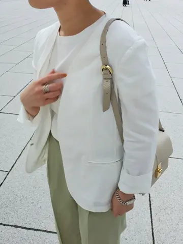 23区 伊藤 コーディネート画像