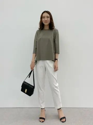 23区 秋葉 コーディネート画像