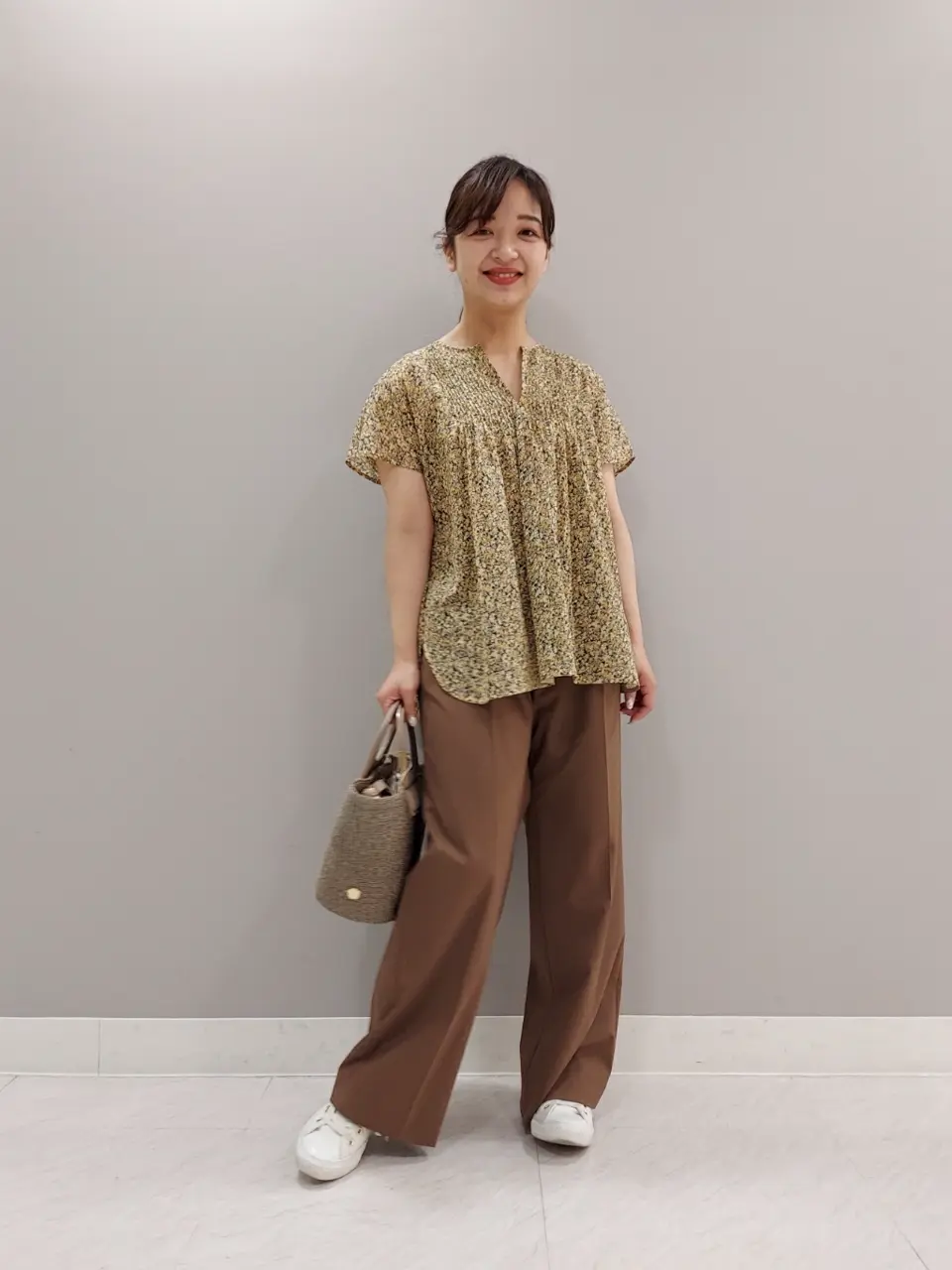  阿多 コーディネート画像