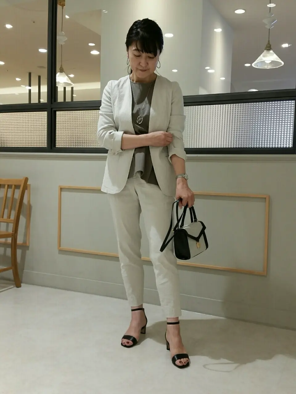  新保 コーディネート画像