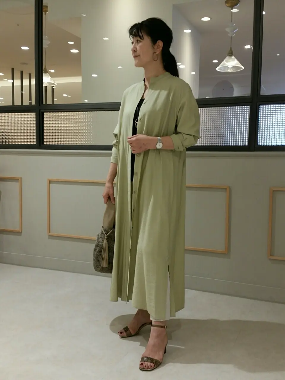  新保 コーディネート画像