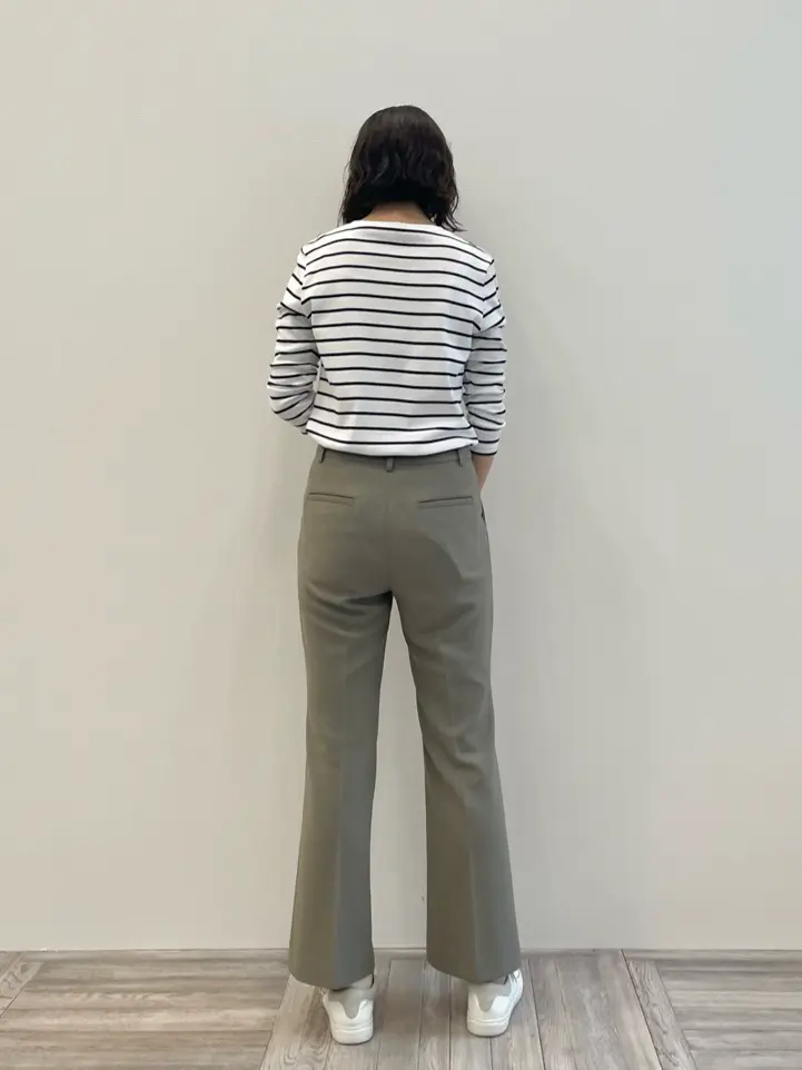 23区 秋葉 コーディネート画像