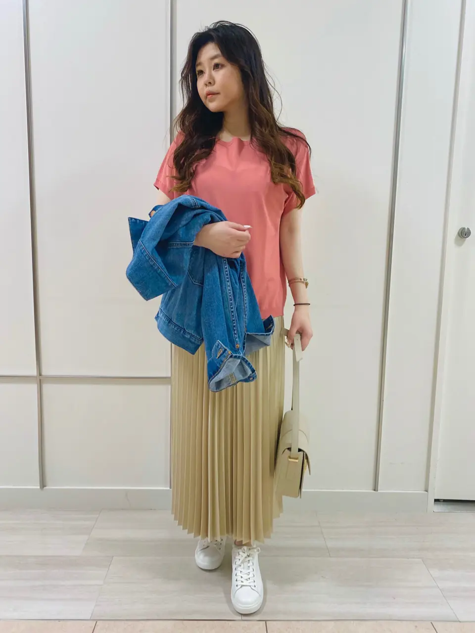  スタッフ コーディネート画像