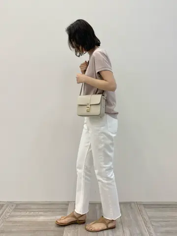 23区 秋葉 コーディネート画像