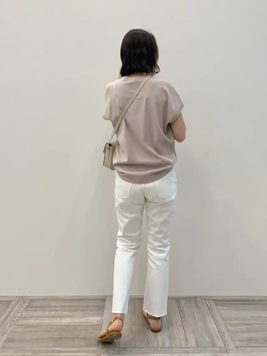 23区 秋葉 コーディネート画像