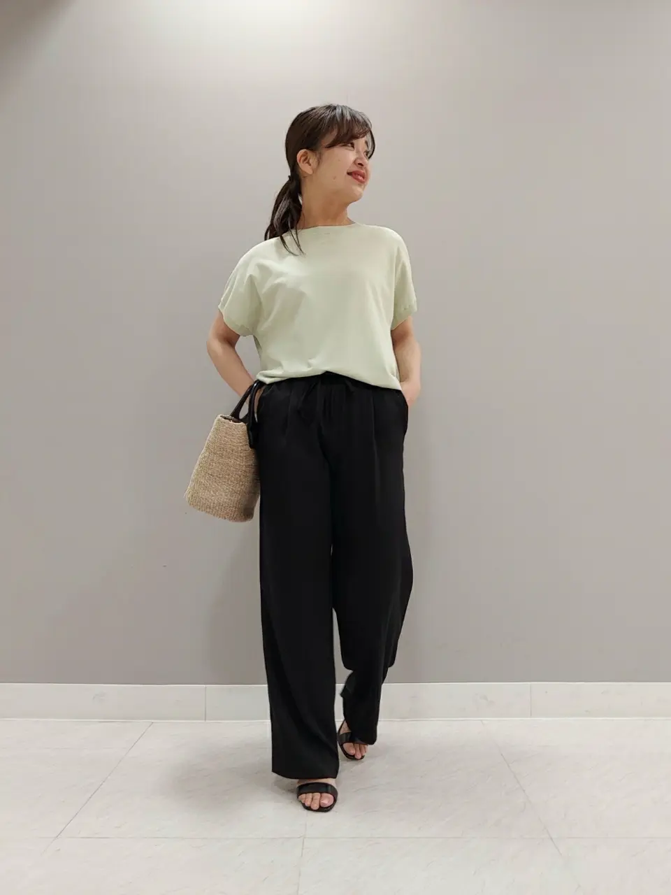  阿多 コーディネート画像