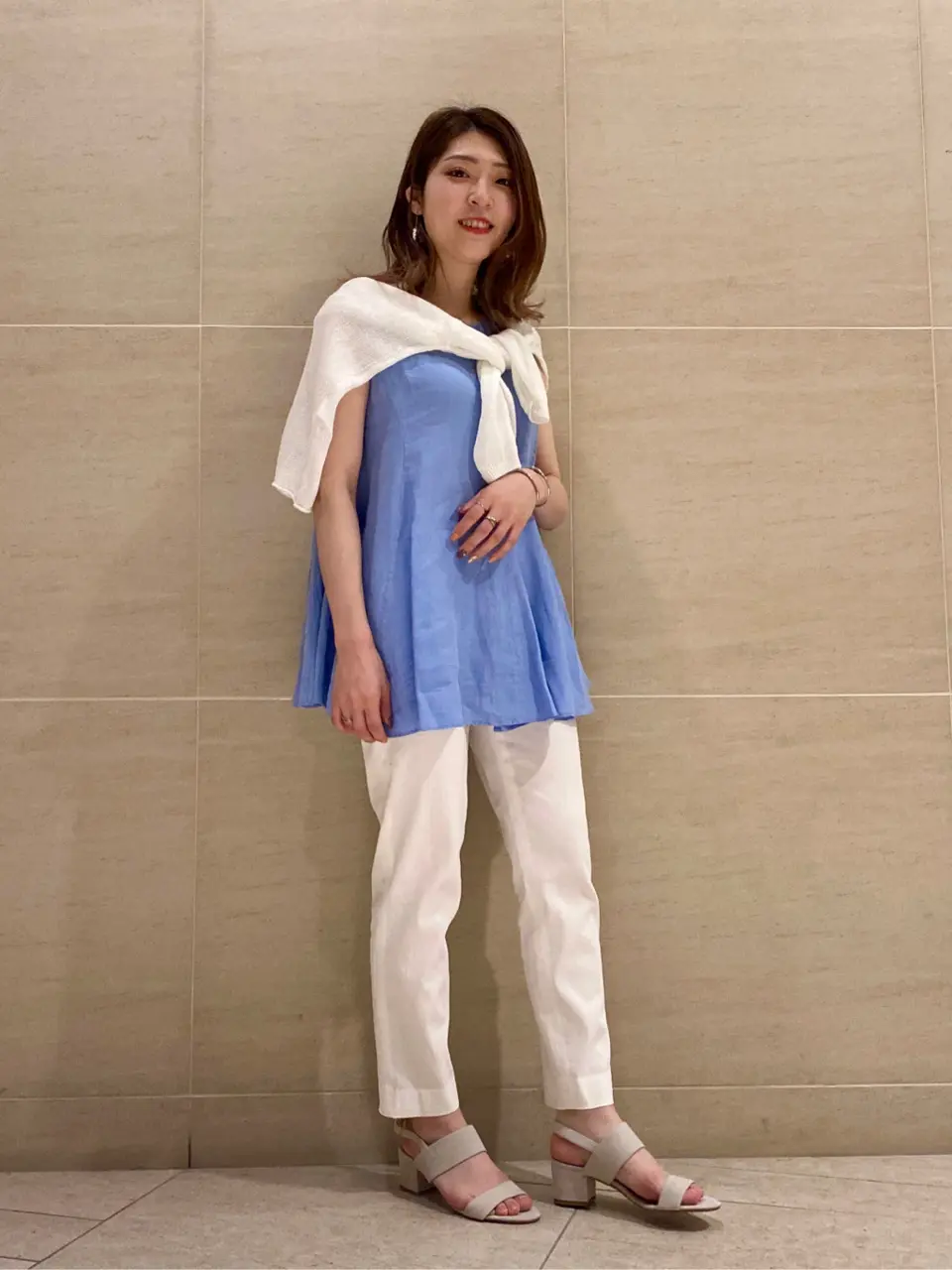  スタッフy コーディネート画像