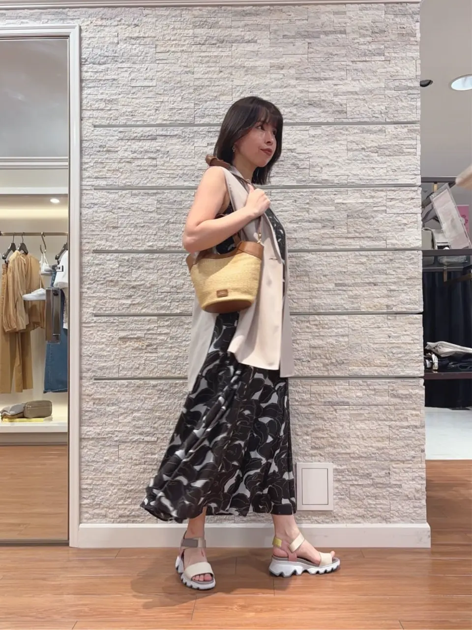 23区 犬塚 コーディネート画像