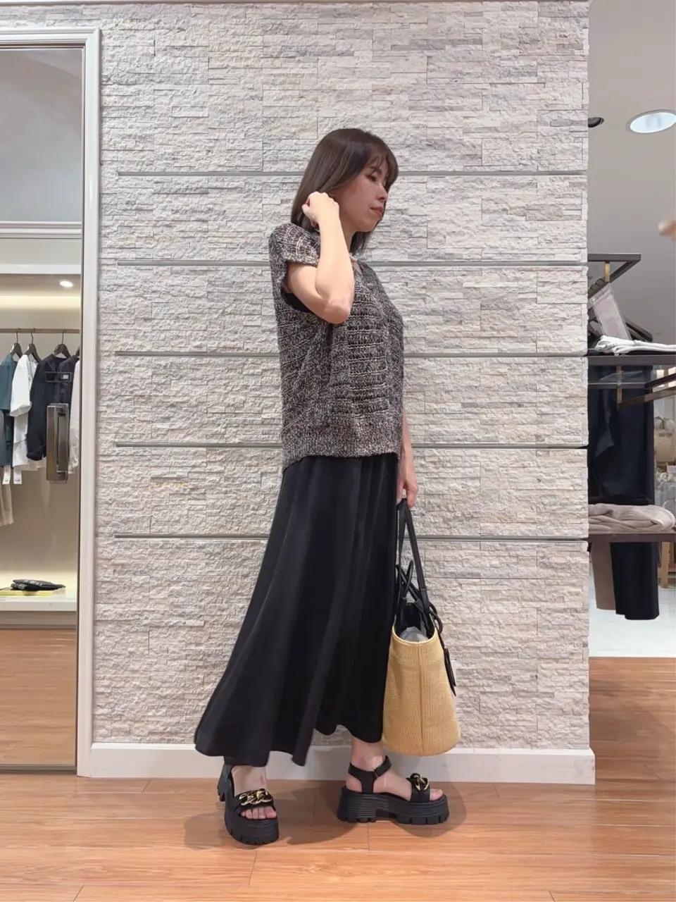 23区 犬塚 コーディネート画像