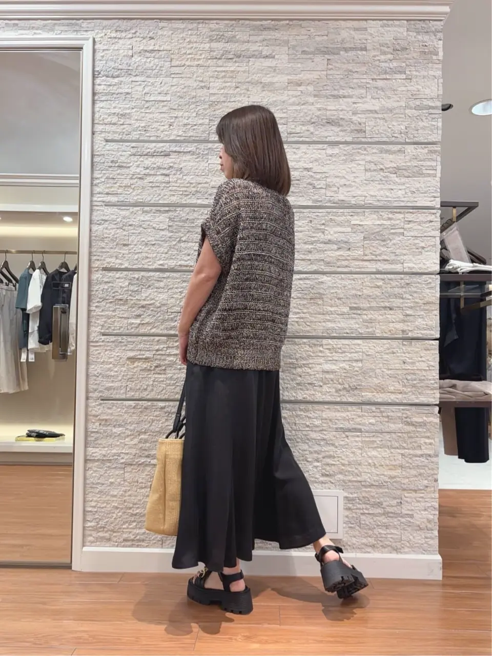 23区 犬塚 コーディネート画像