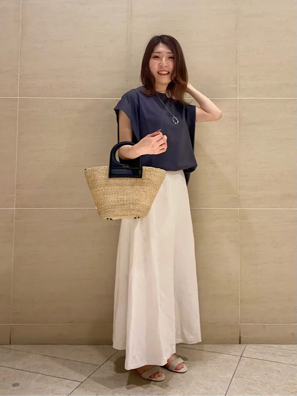  スタッフy コーディネート画像