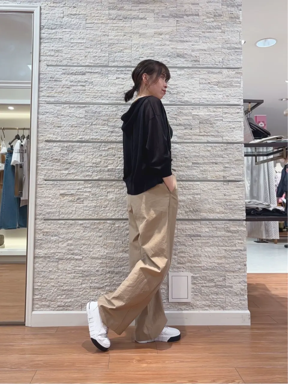 23区 犬塚 コーディネート画像