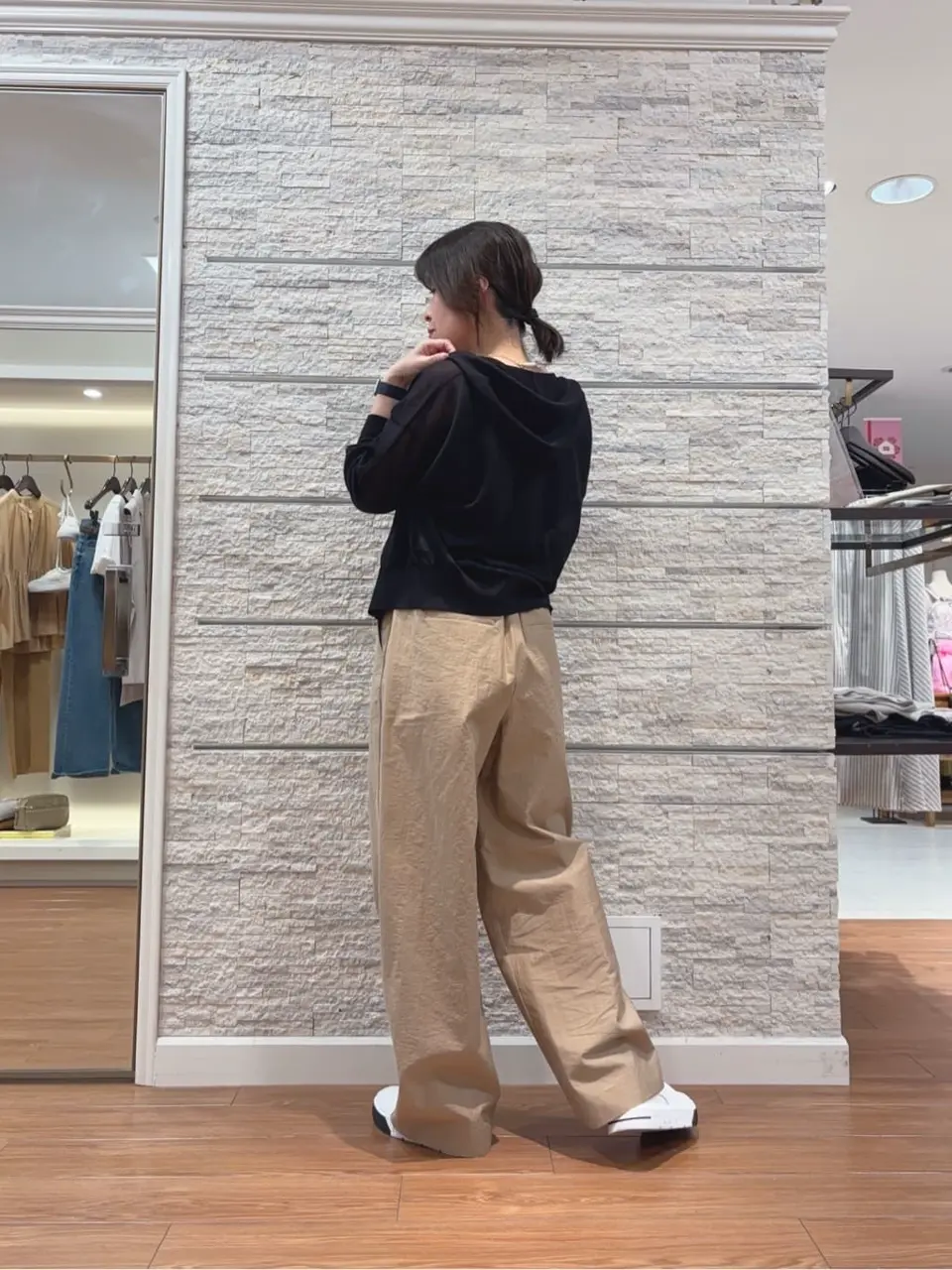 23区 犬塚 コーディネート画像