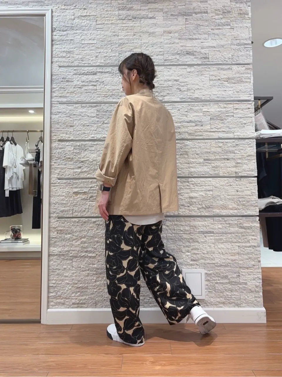 23区 犬塚 コーディネート画像