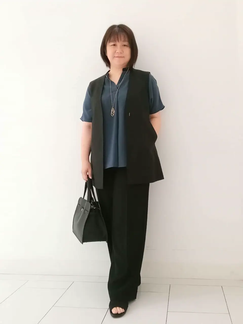  影 コーディネート画像