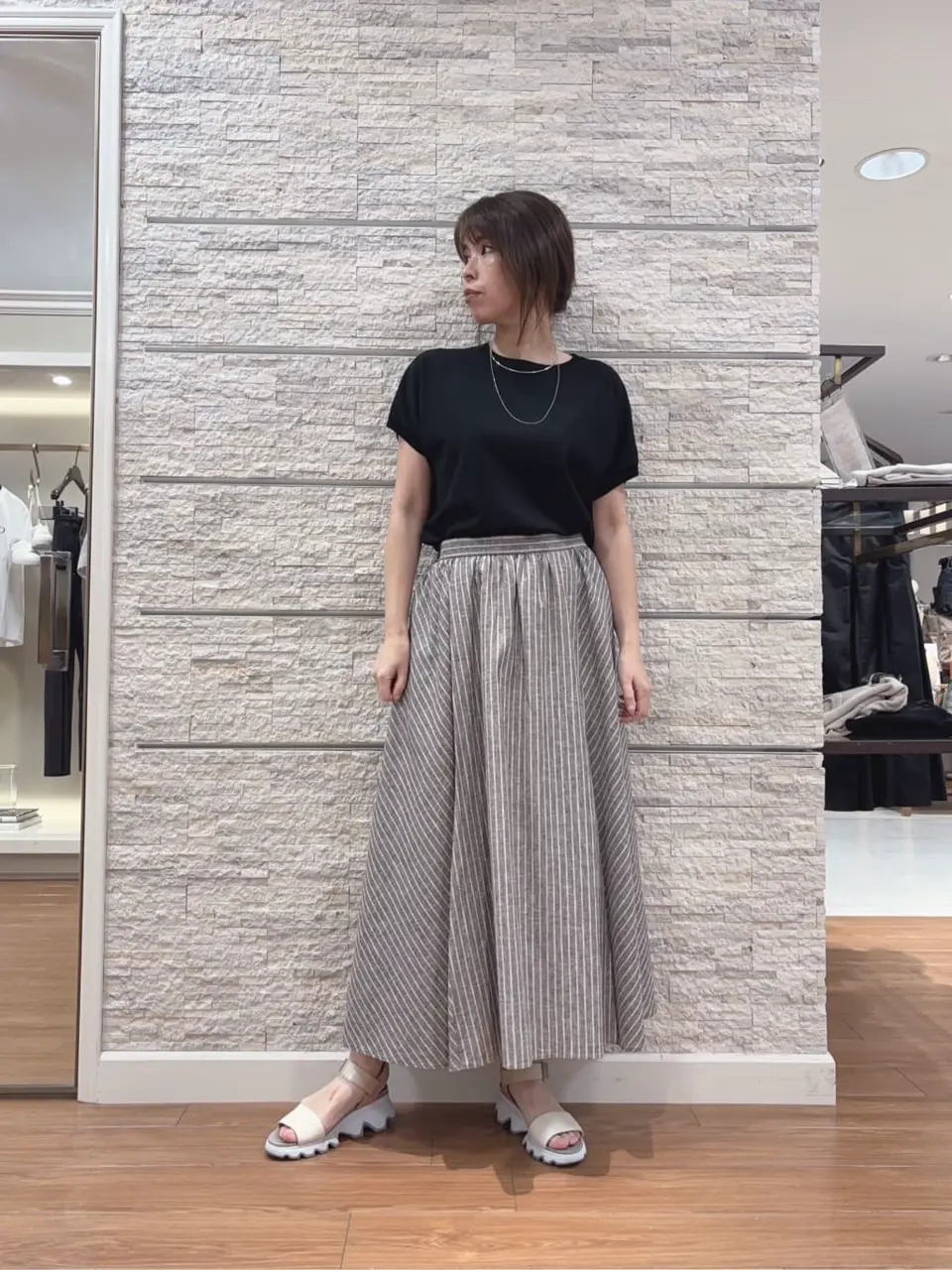 23区 犬塚 コーディネート画像