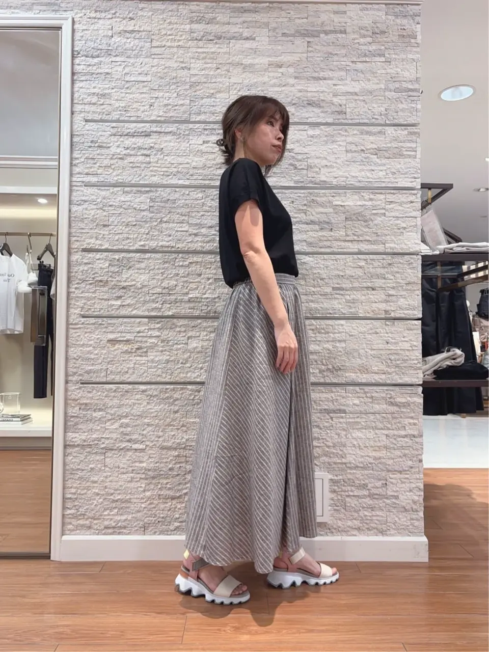 23区 犬塚 コーディネート画像