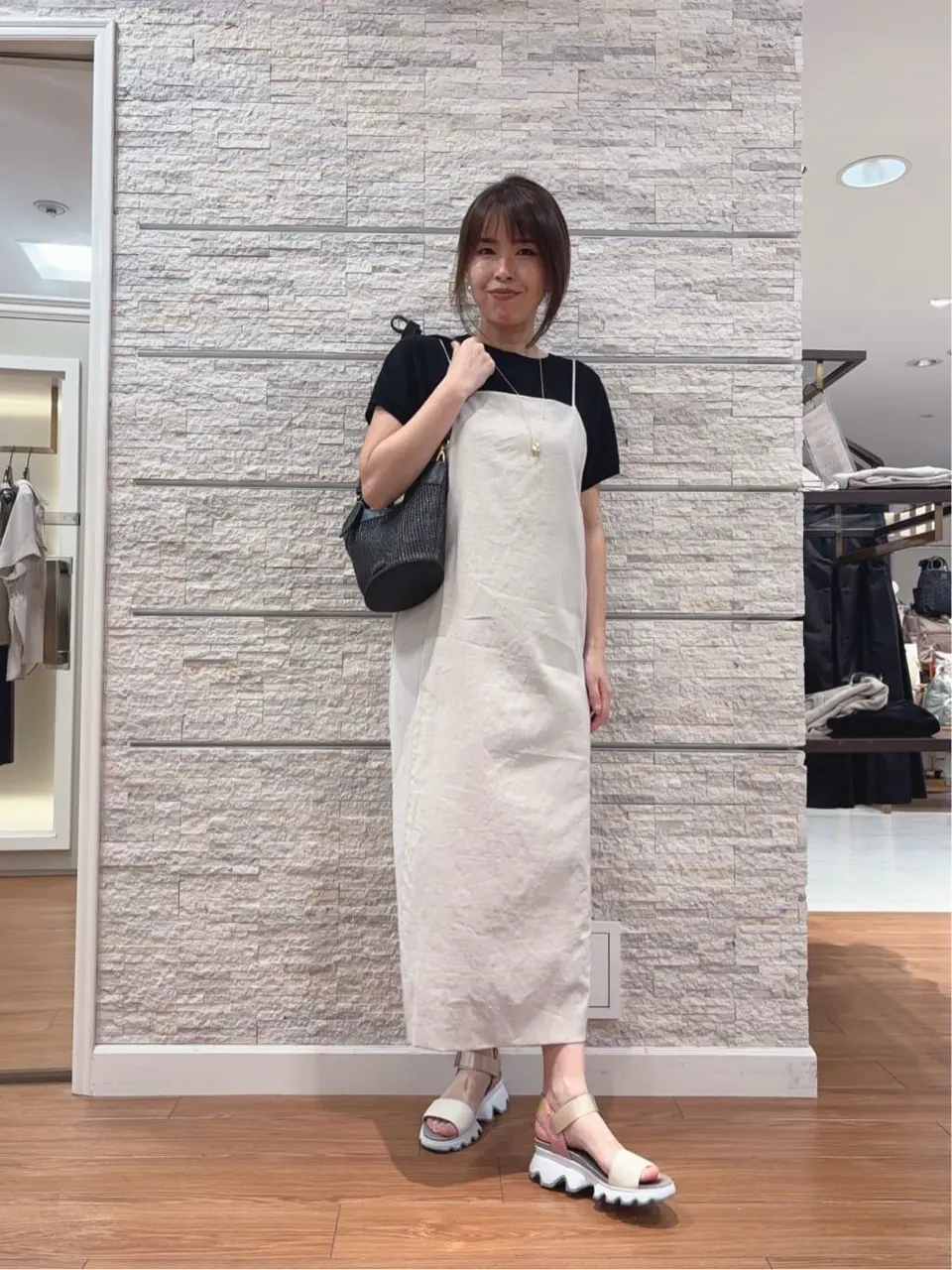 23区 犬塚 コーディネート画像