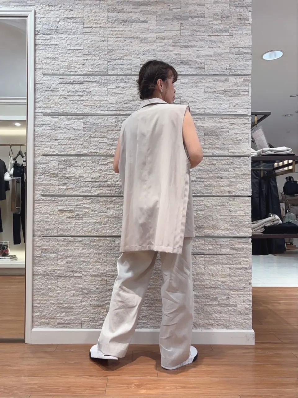 23区 犬塚 コーディネート画像