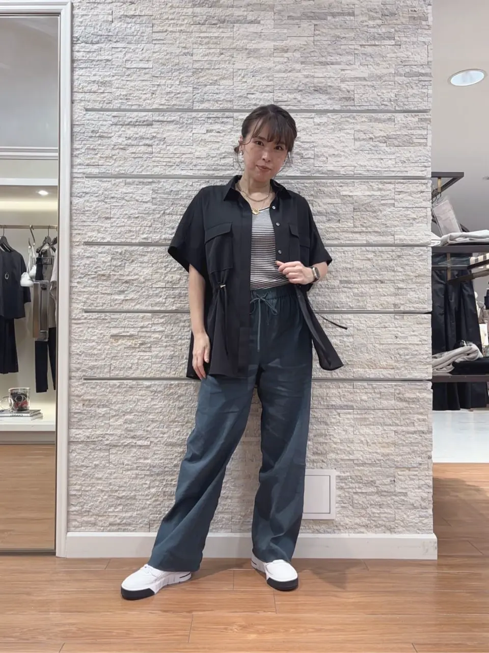 23区 犬塚 コーディネート画像