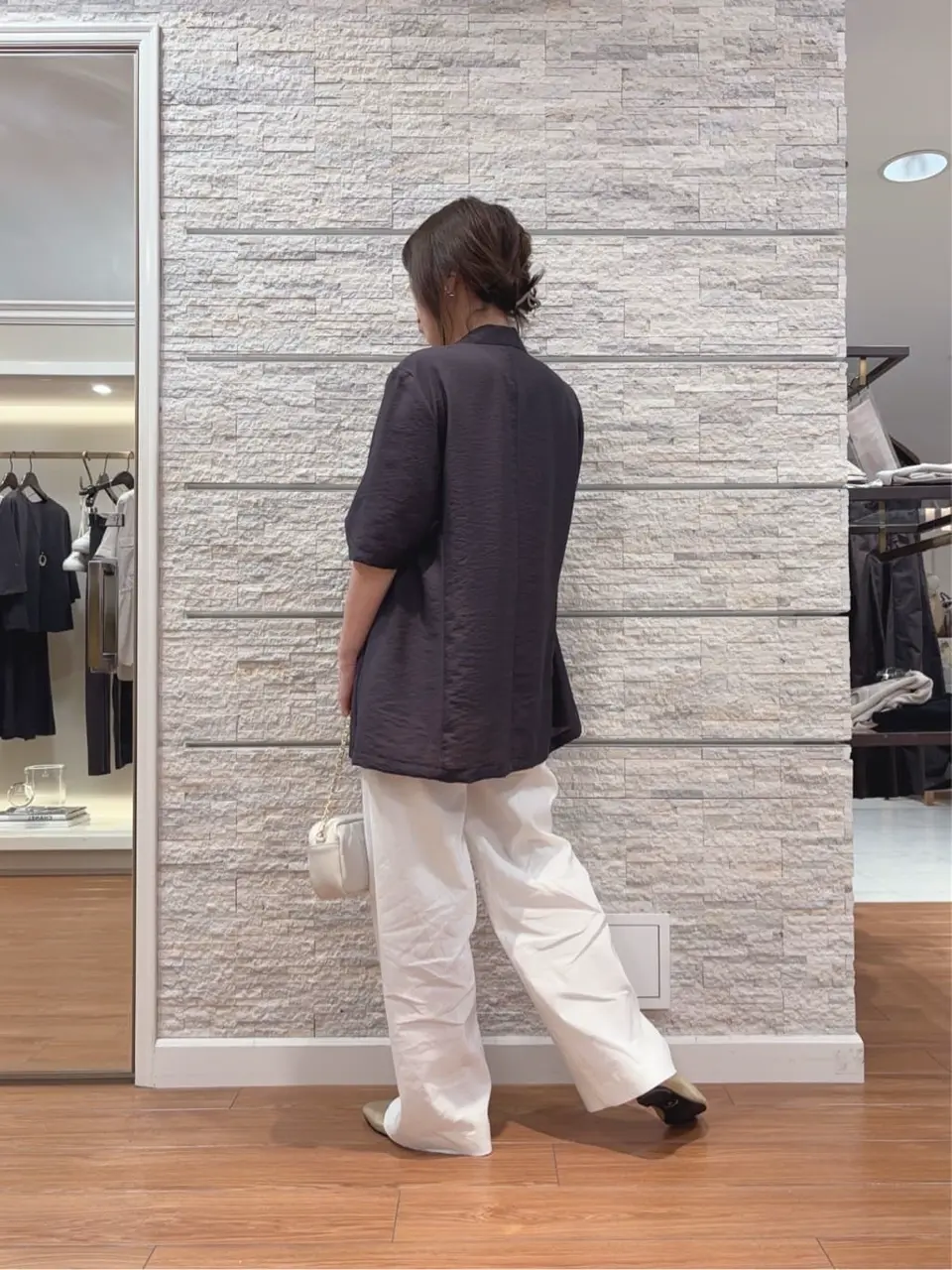 23区 犬塚 コーディネート画像