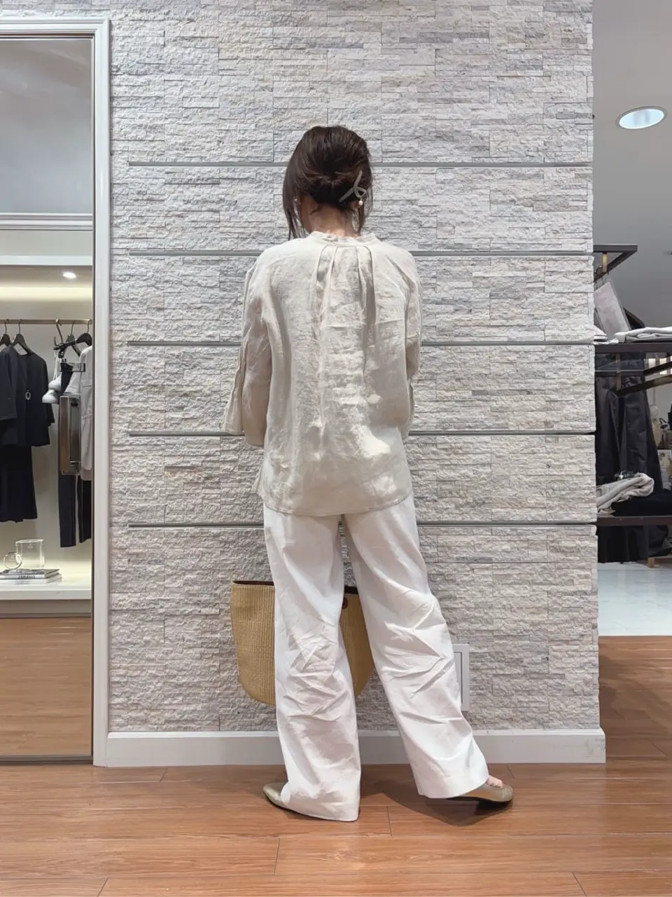 23区 犬塚 コーディネート画像