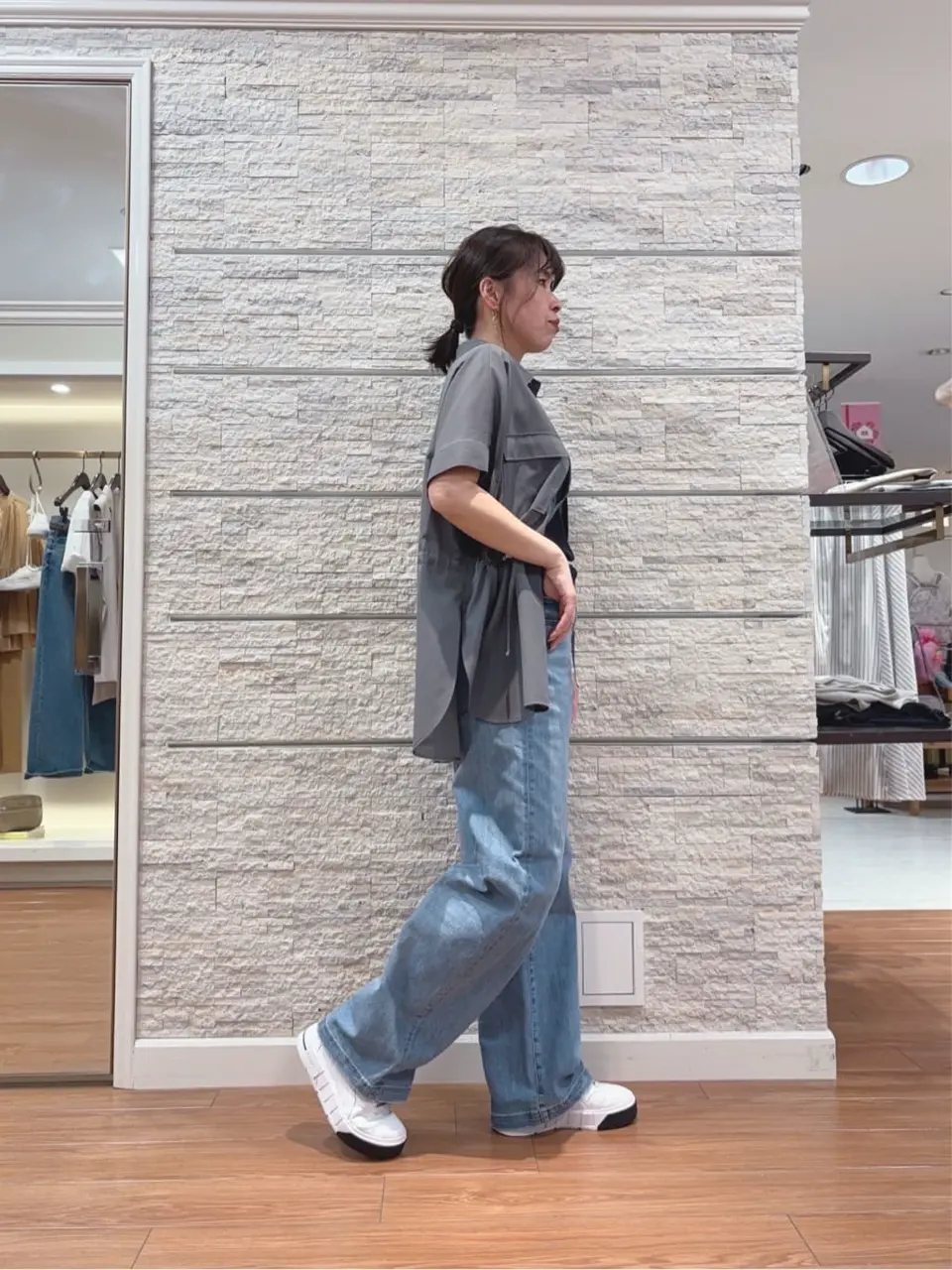 23区 犬塚 コーディネート画像