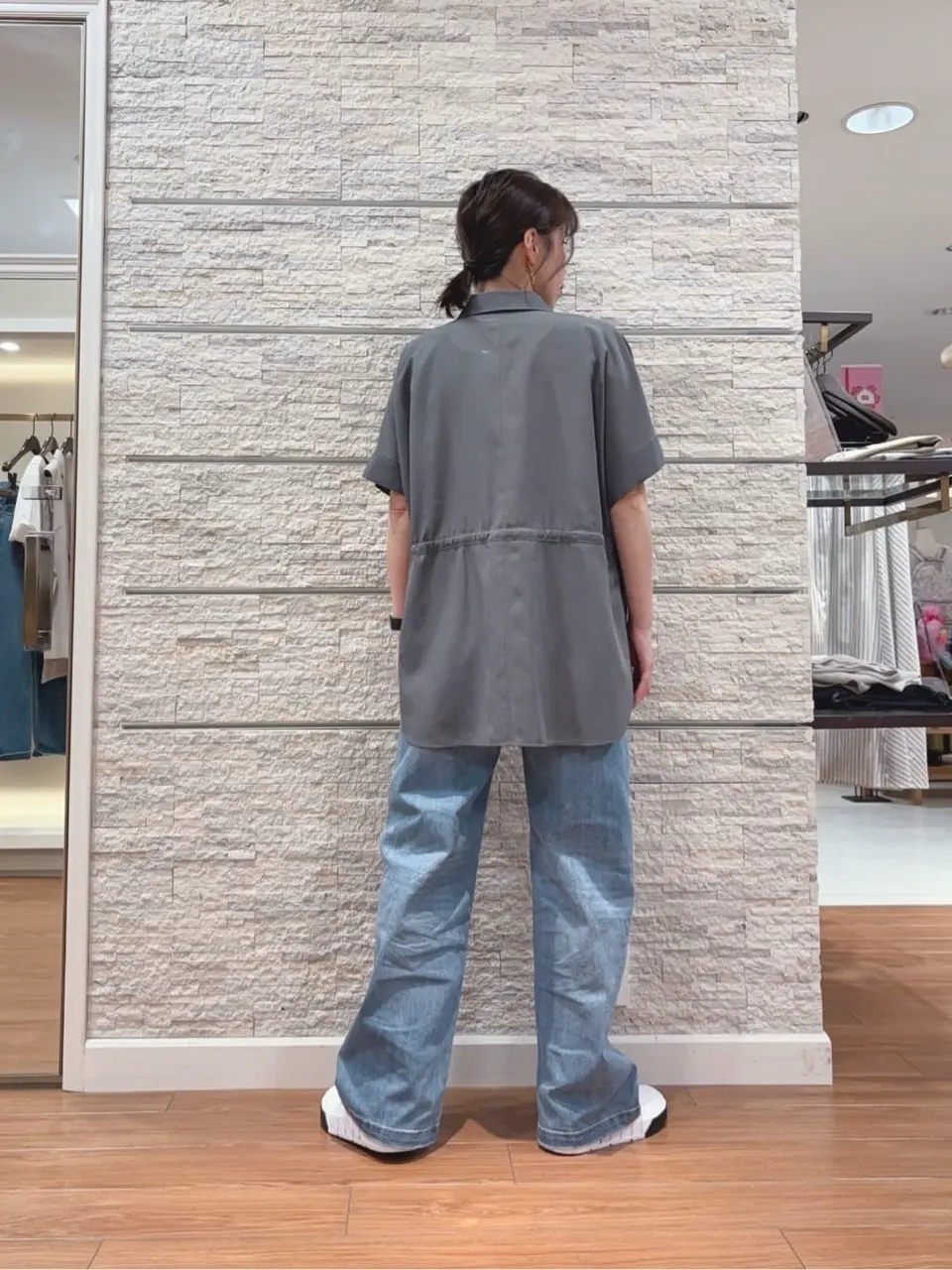 23区 犬塚 コーディネート画像