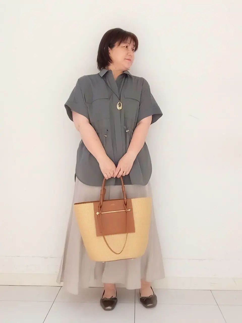  影 コーディネート画像