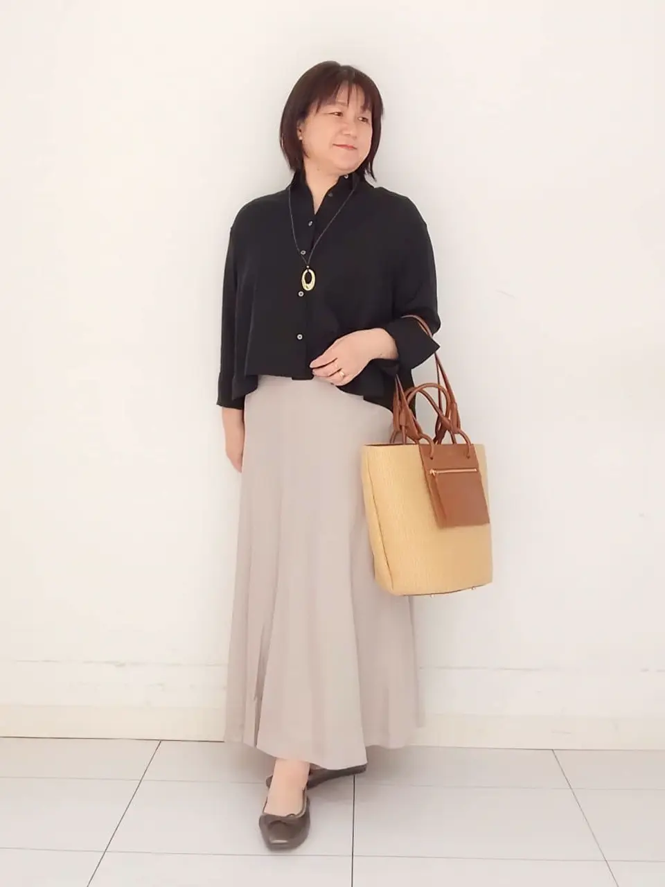  影 コーディネート画像