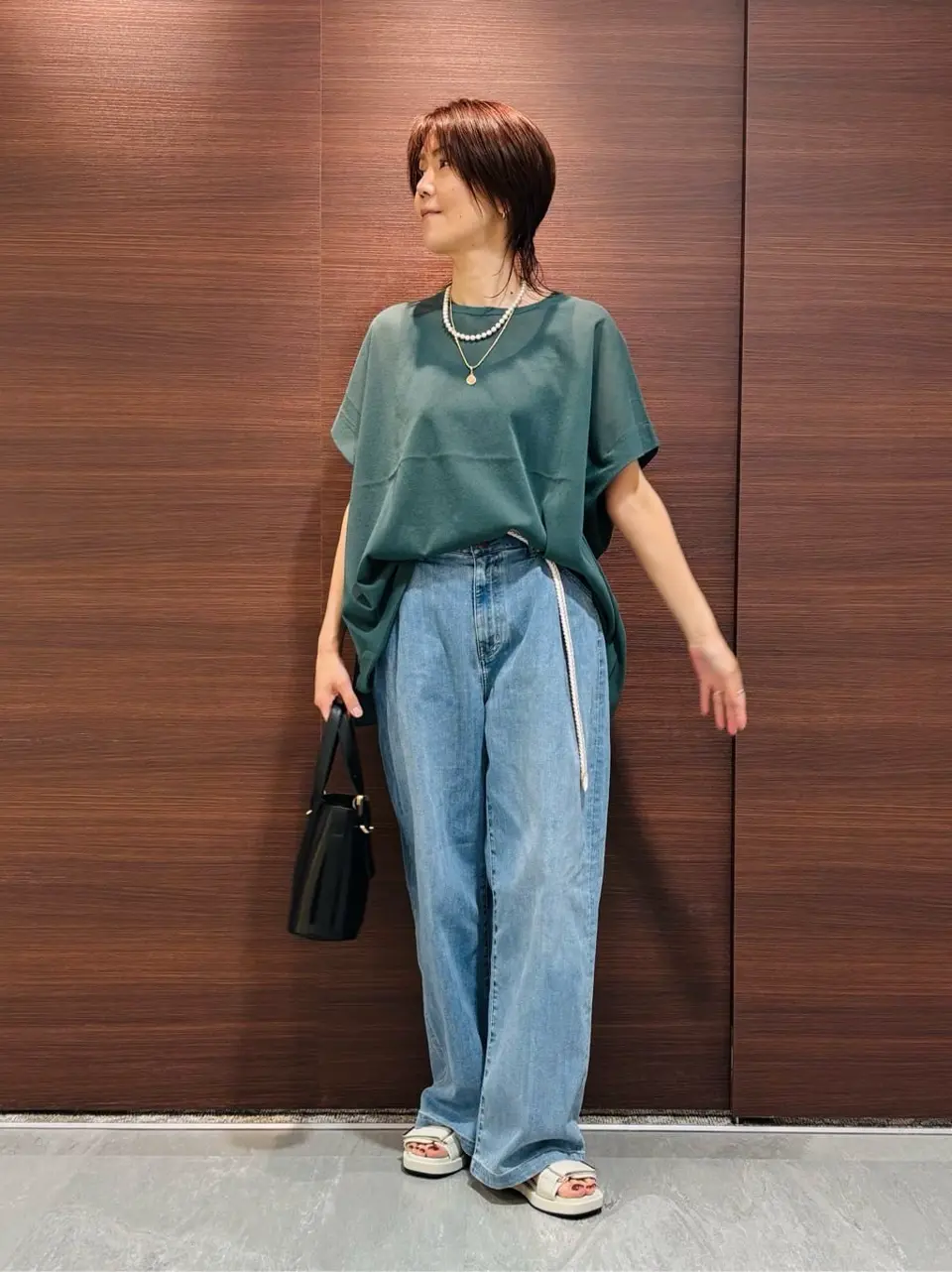 23区 スタッフ  コーディネート画像