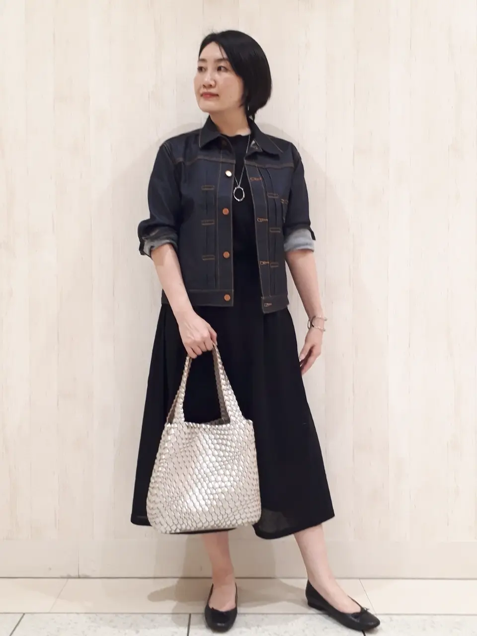 23区 長谷川 コーディネート画像