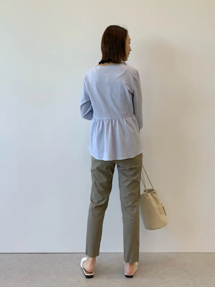 23区 秋葉 コーディネート画像