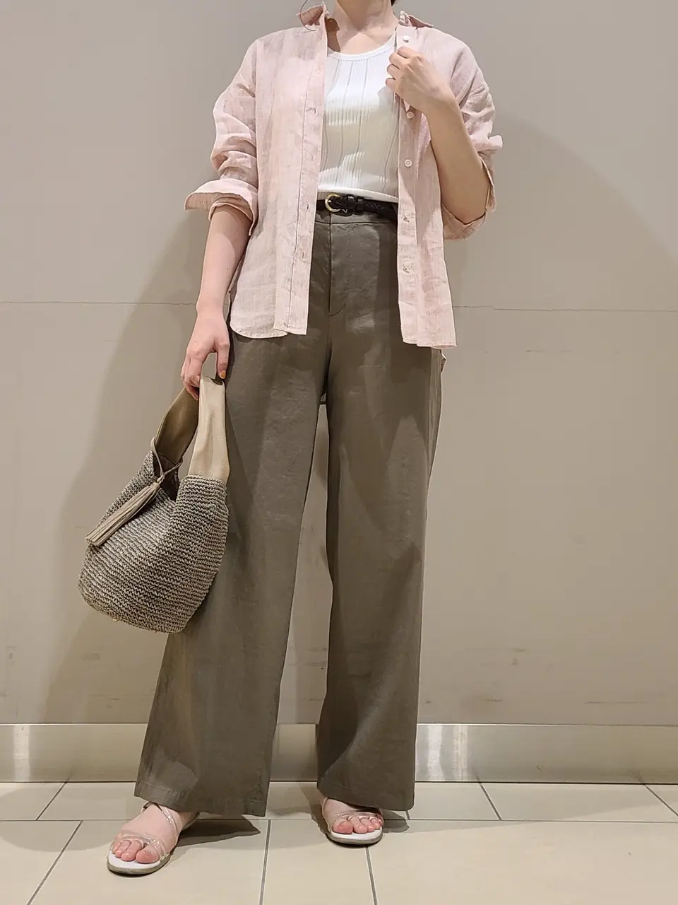 23区 スタッフ. コーディネート画像