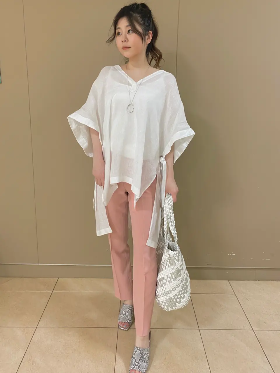  スタッフ コーディネート画像